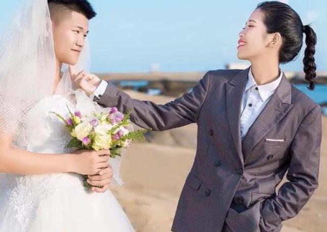 奇葩情侣反串拍婚纱照,男生穿婚纱卖萌被吐槽,看到成品惊艳了!