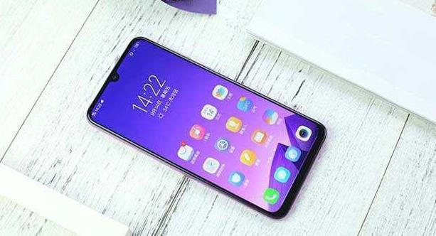 vivo手机再次降价,2400万像素是卖点,配置却很