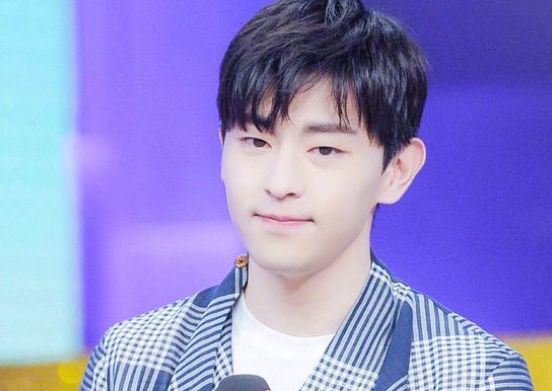 邓伦曾被问:什么时候成家?他直言目标年纪,网