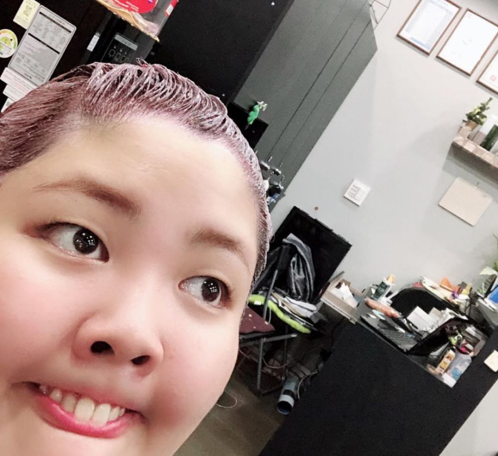 没有高颜值和优雅吃相,这个大口吃肉的韩国吃播妹子
