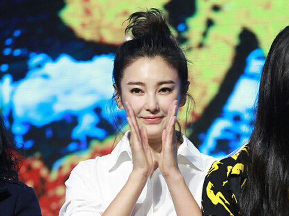 张雨绮持刀划伤丈夫纠纷,已协议离婚!网友:追你