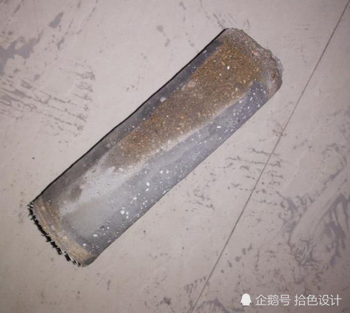 刚把空调孔打好,邻居就说费用不能付,得知情况