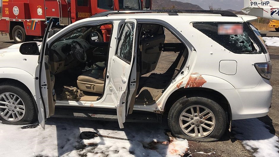 好莱坞大片都不敢这么拍!巴西悍匪据重机枪火