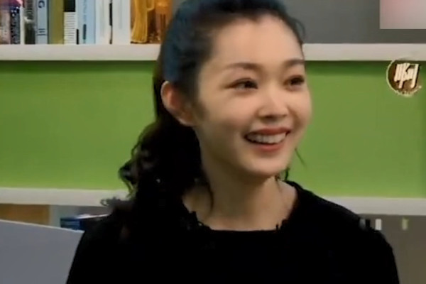 金世佳相亲式自我介绍,宋轶一脸懵逼,网友:情