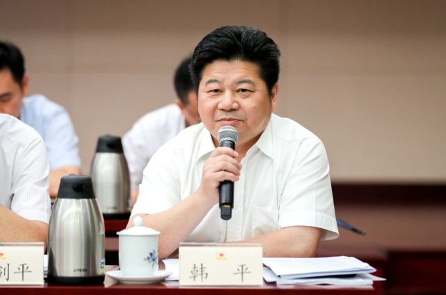 今年7月,我们的浙江小记者彭嘉皓就曾经受邀代表小学生首次登上浙江