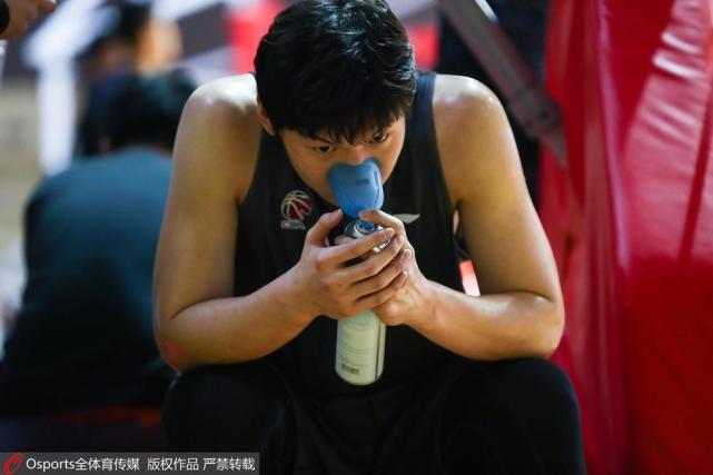 30天30人:NBA级别天赋的王哲林 未进季后赛魔