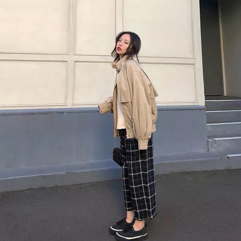 秋冬最流行的4条裤子,显腿长显腰细,也太好穿