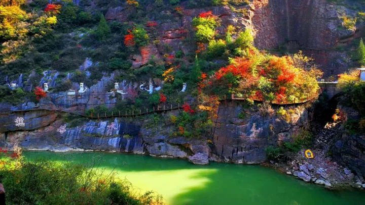 凤县灵官峡景区红叶观赏旅游节即将开幕,独揽金秋最壮观的盛宴!