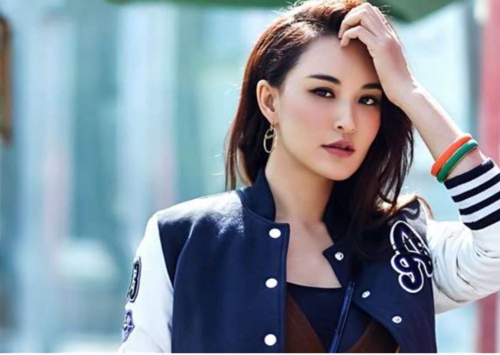 高云翔出轨,陈晓结婚,贾乃亮被背叛,竟然早被这