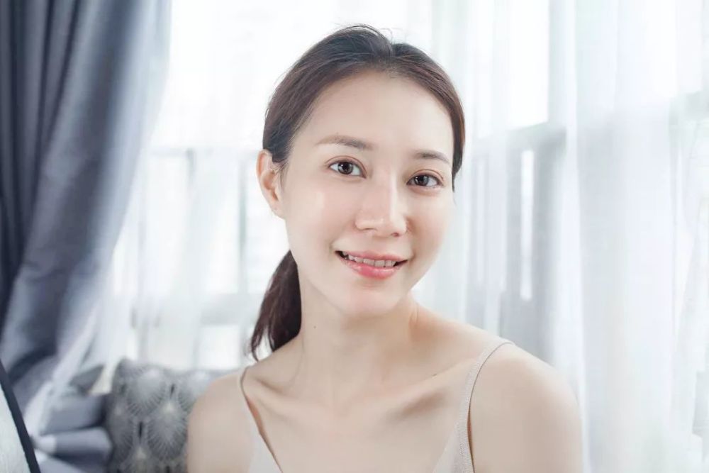 40岁看着像25岁，“水水”的她们原来每天做这事!