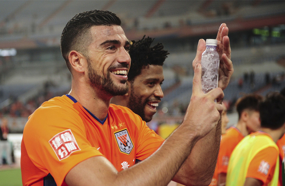 中超又流失一顶级中锋?身价超1亿的鲁能王牌