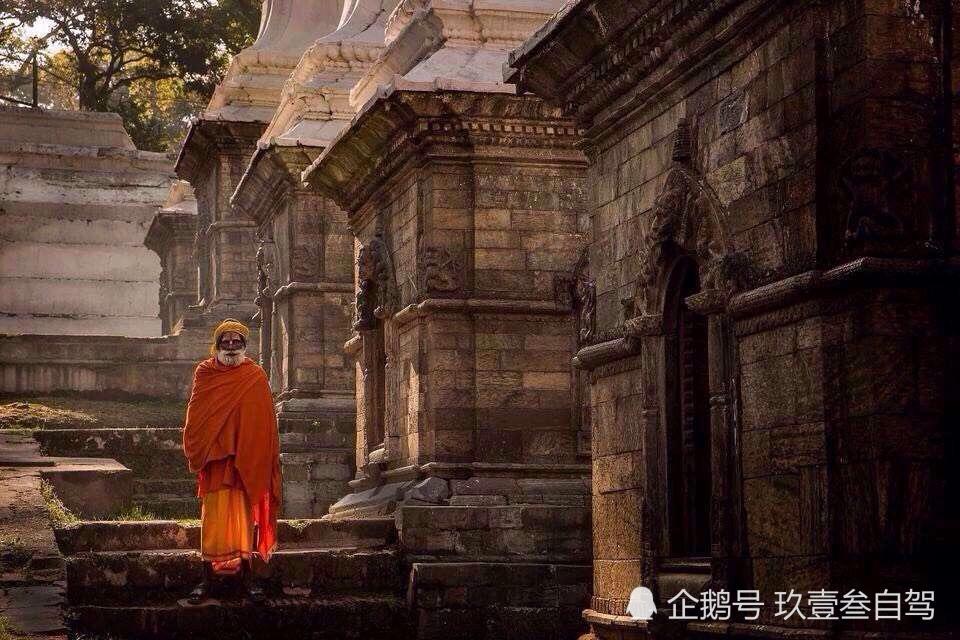 拉萨吉隆口岸拼车出境游留恋在尼泊尔这个神秘