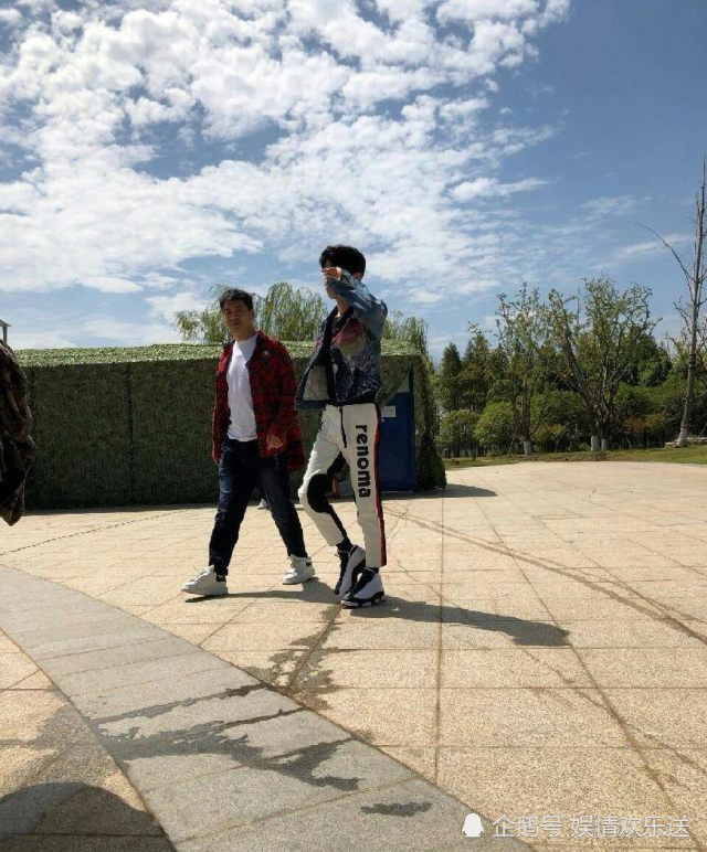 《明星大侦探》魏大勋、白敬亭、刘昊然合体,