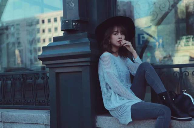 杨幂刘诗诗都爱锁骨发 你不准备get一下嘛?