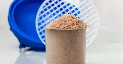 男人吃蛋白粉会伤肾?关于这3个生活常识,看完