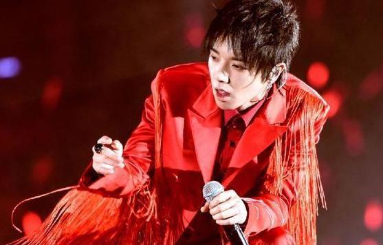 火星弟弟华晨宇,他已经不是曾经的他,如今蜕变