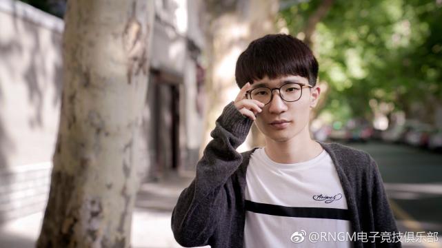 骄傲的少年简谱_少年简谱(3)