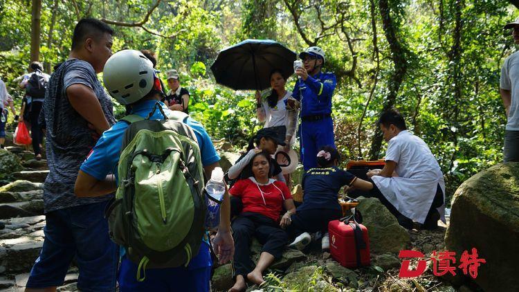 紧急救援!深圳一女子在梧桐山被野蜂蛰中