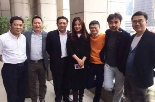 跟谁混,交什么样的朋友,这非常重要!