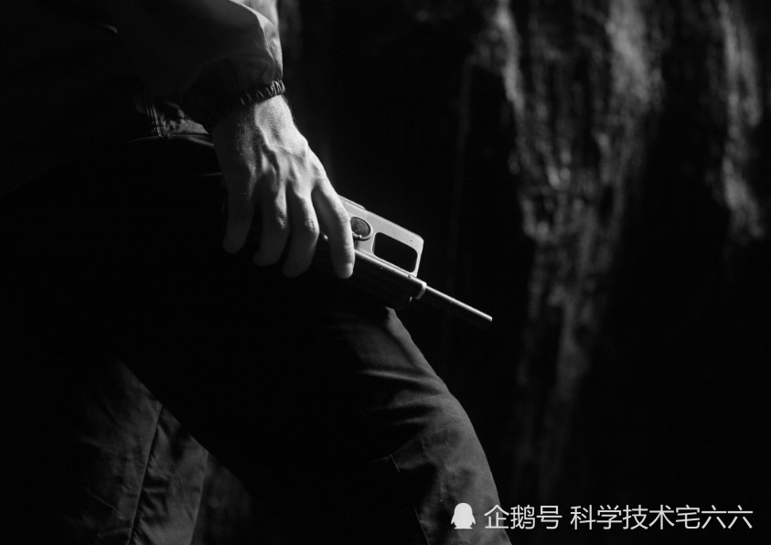 最贵骁龙845卫星手机,信号远强于iPhoneXsMa