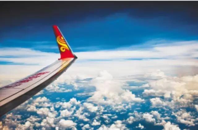 海航成都飞北京航班下降时遇强颠簸 30人受伤