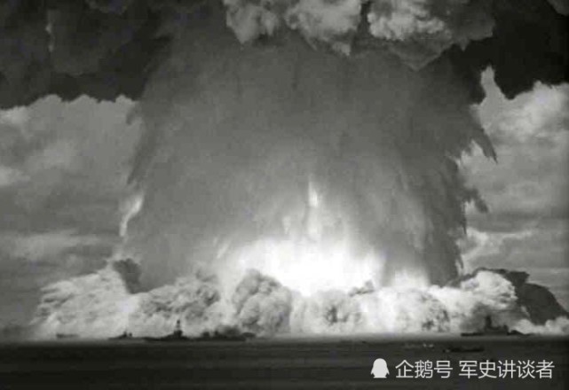 令人颤悚的恐怖奇观!核爆末日之花吞噬一切,万物归于