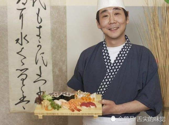 日本厨师把豆腐做成菊花嘲笑我们只会削土豆