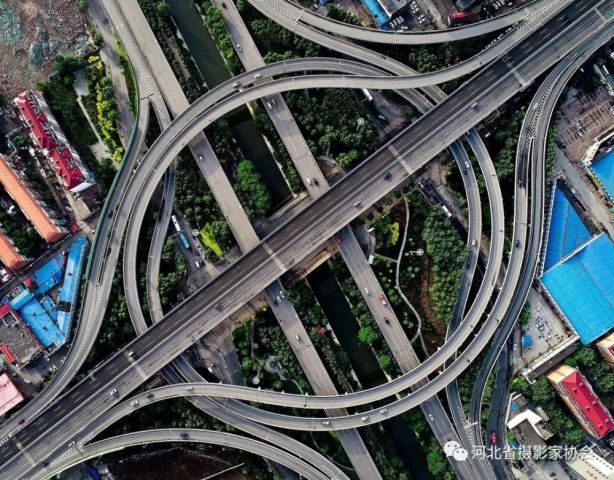 5.13 拍摄于中华大街与北二环交口的立交桥.