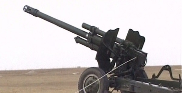 国产二代122毫米自行榴弹炮 中国陆军自行火炮