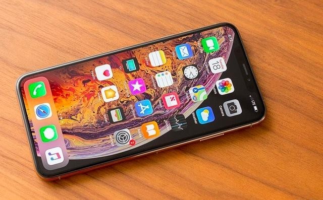 人明明身上没有钱 还分期去买iPhoneXsMax?