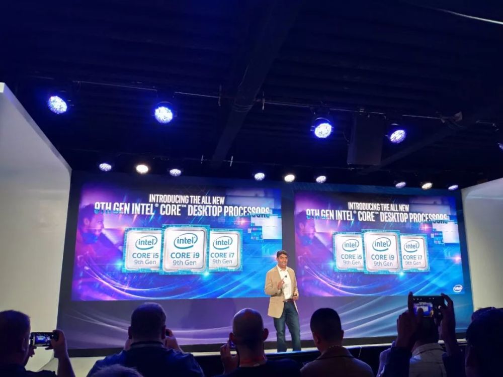 英特尔正式发布第九代酷睿处理器!还有一大堆
