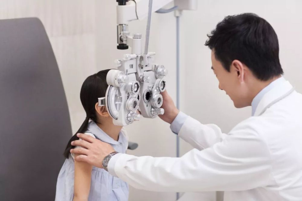 眼科医生收入增长14倍,医生合伙人模式能复