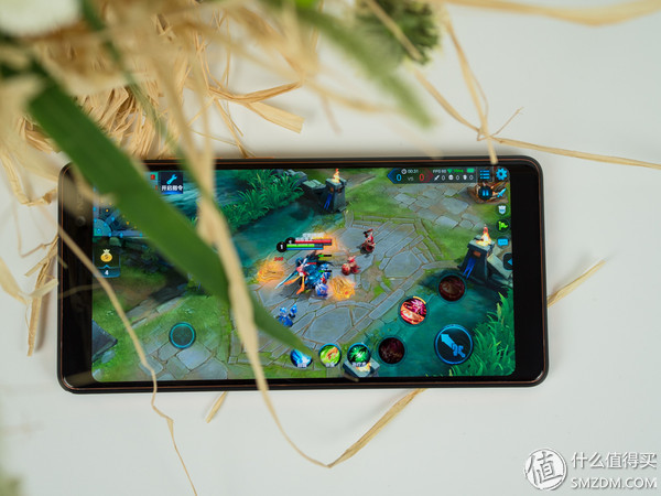 曾经的王者,如今却沦为配角?诺基亚7 Plus上手