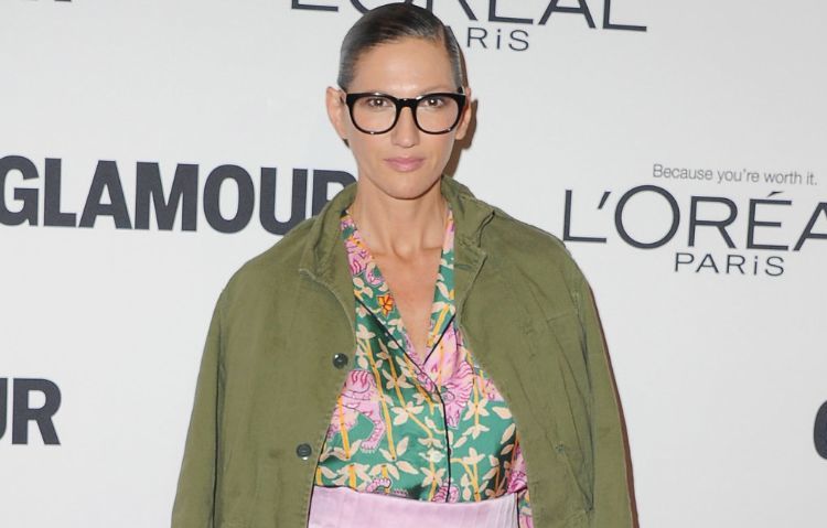 Moncler老板收购女装品牌;Furla业绩开始放缓…