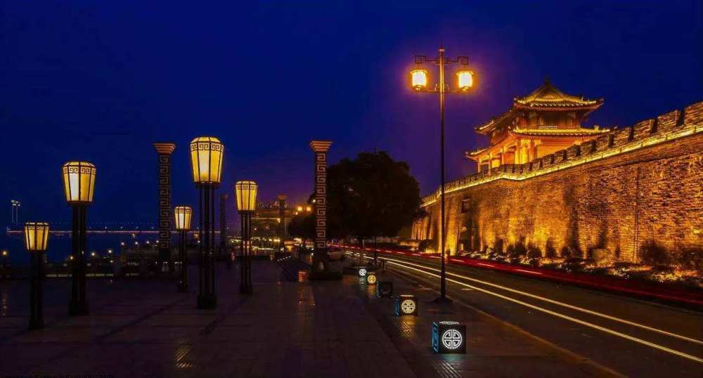 襄阳2018经济总量_襄阳牛肉面图片