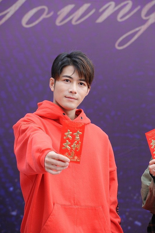 本色出演？陈学冬新剧演小提琴家  原来他还有这层身份