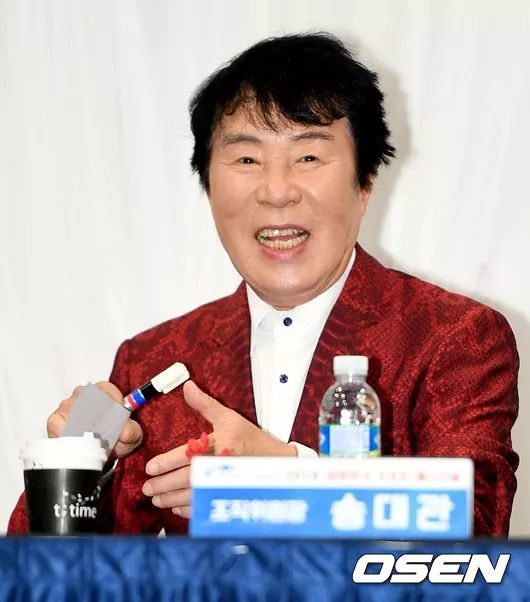 家不再温暖?盘点那些因为家庭问题饱受口舌之