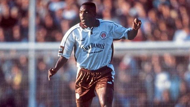 年少的你有他调皮?绝对没有!盘点德甲第一捣蛋