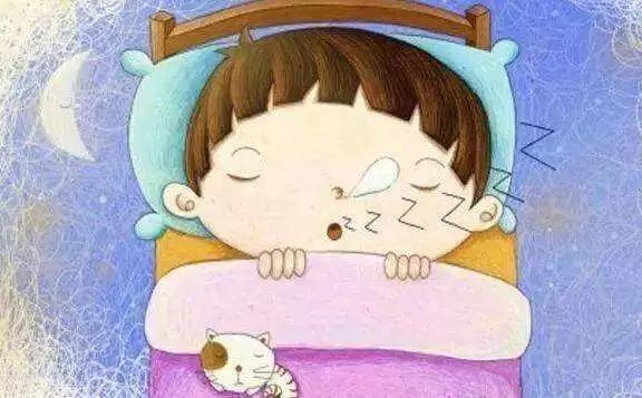 踹被子、打呼噜、突然抖动,这些宝宝睡觉时小