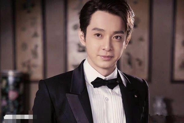 他撞脸李佳航，被传与李沁结婚，如今30岁演《娘道》惹人恨！