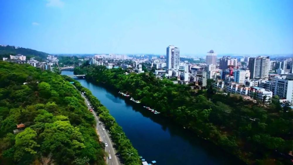 江湖菜馆丨四川自贡:三线城市的一线美味