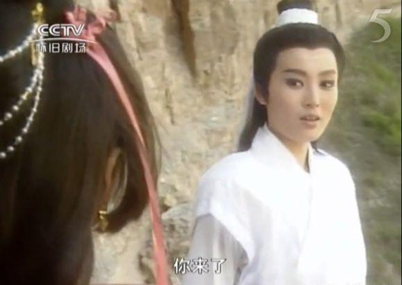 50岁郑惠玉,46岁郭妃丽,47岁塔琳托娅,保养得像个少女