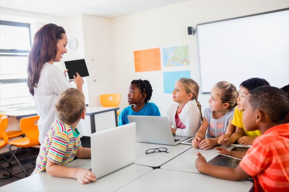在芬兰,职业规划教育从小学就开始:帮助孩子挖