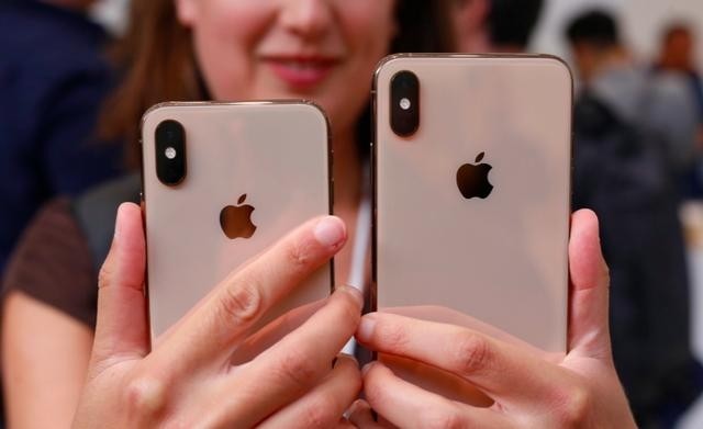 iPhoneXs Max的保护壳卖到1099元 还会有人买