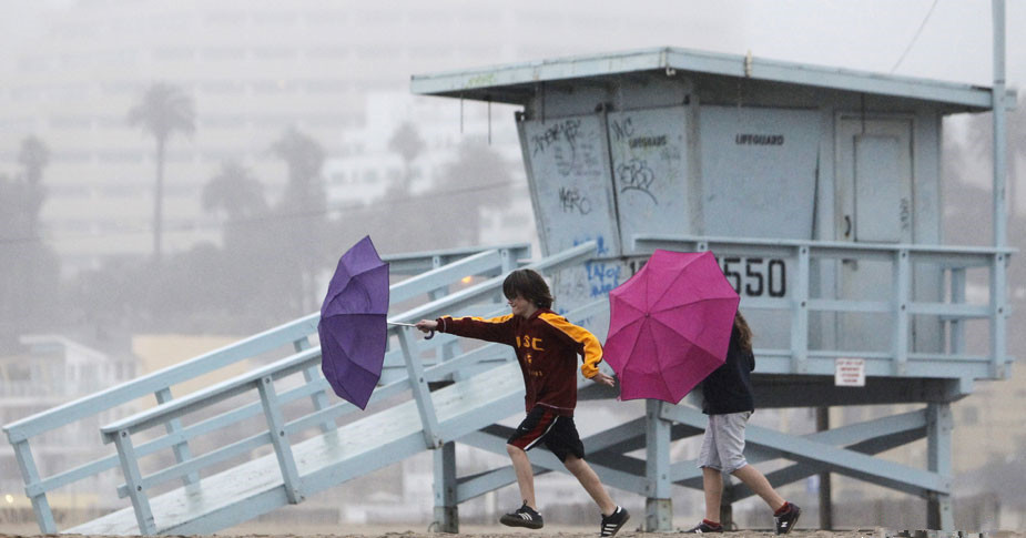 川普逃税4亿美元!苛捐杂税猛如虎,一半收入用