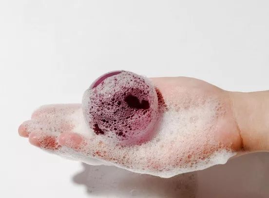 欧阳娜娜半年赚1700万,化妆品却用不到200块