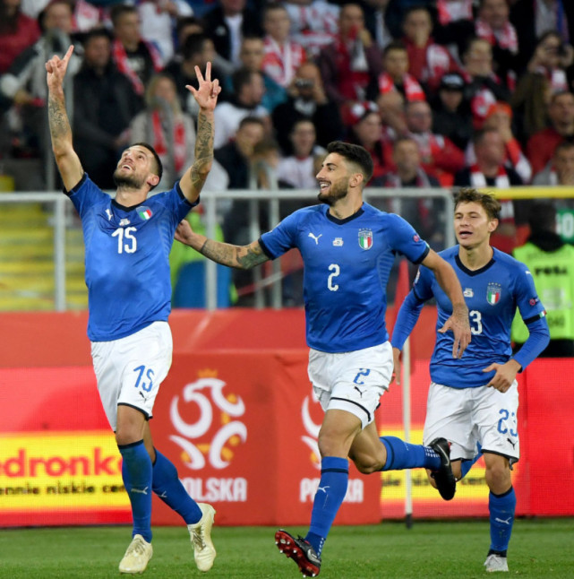 意大利1-0绝杀送波兰降级 近1年正式比赛首胜