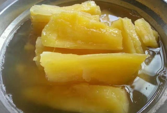木薯糖水你吃过吗?非常的好吃,而且做法非常简单