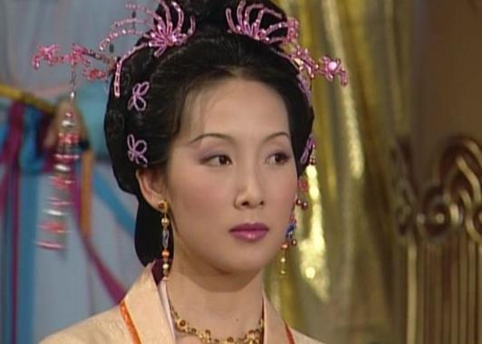 18年前TVB这个“杨贵妃”才叫高颜值，杨怡都还只是个小宫女