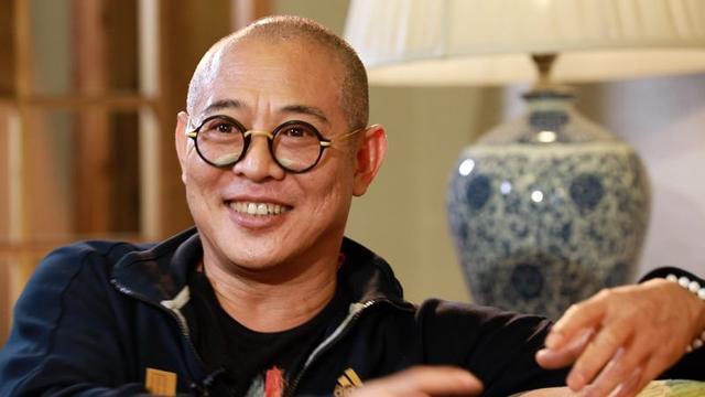 李连杰近照精神饱满状态极佳，击溃患重病衰老传言